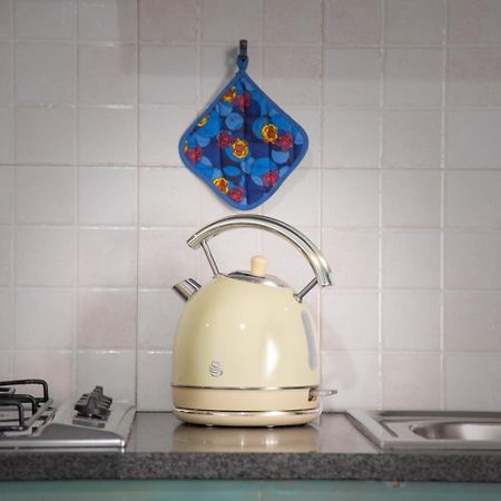 Casa Petito - Casa Vacanze Giugliano In Campania Bagian luar foto