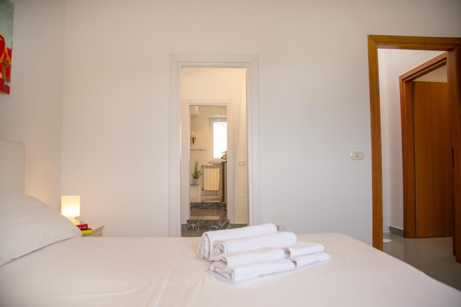 Casa Petito - Casa Vacanze Giugliano In Campania Bagian luar foto